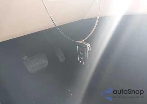 2024 Jeep Grand Cherokee L Limited 4X4 z USA, uszkodzony, nr VIN 1C4RJKBG8R8566108